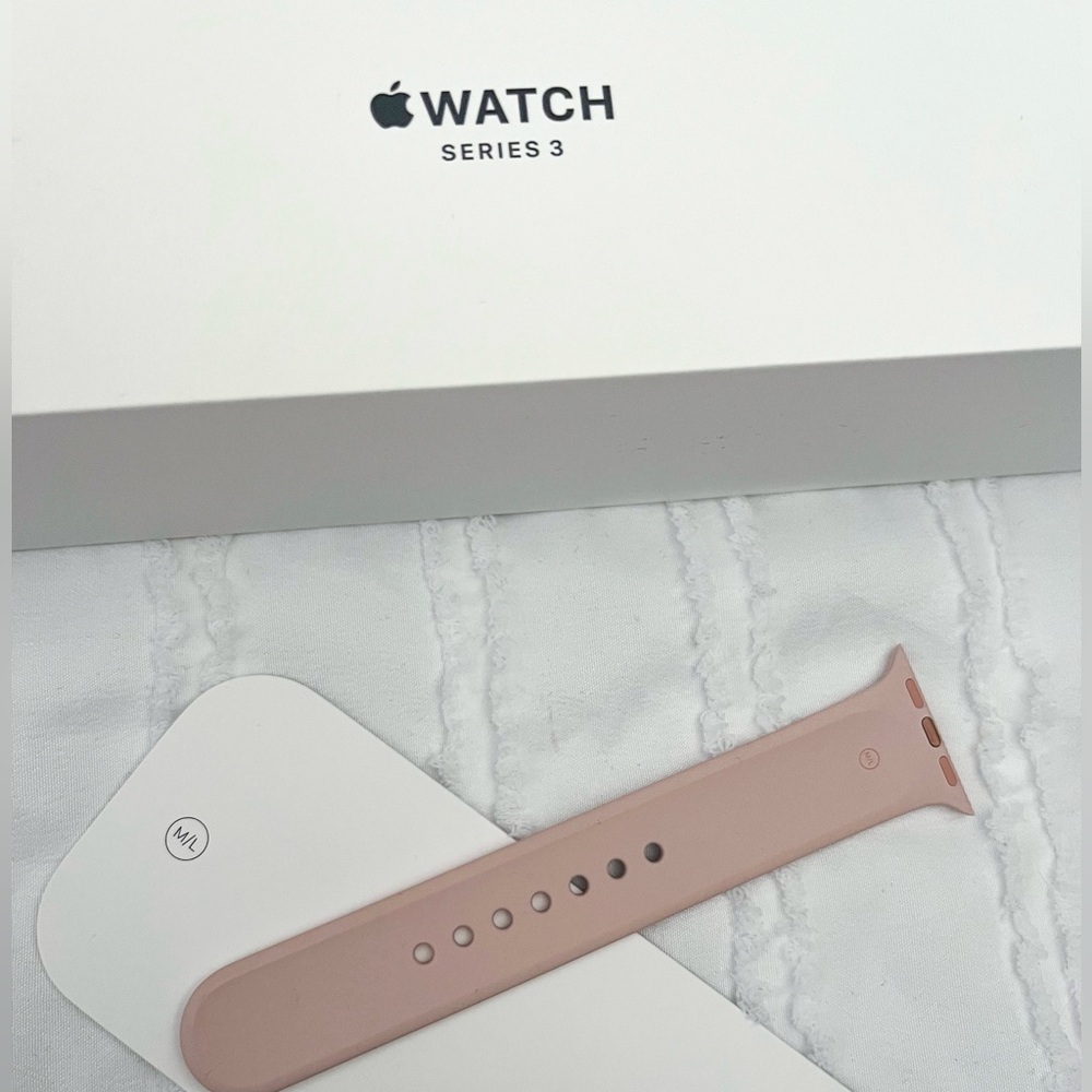 Apple Watch Series 3 38mm M/L band